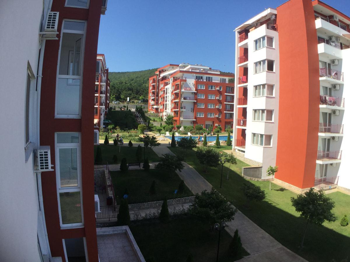 Marina Panorama Grand Resort Private Apartments Свети-Влас Экстерьер фото